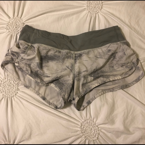 Lululemon shorts - Picture 1 of 5